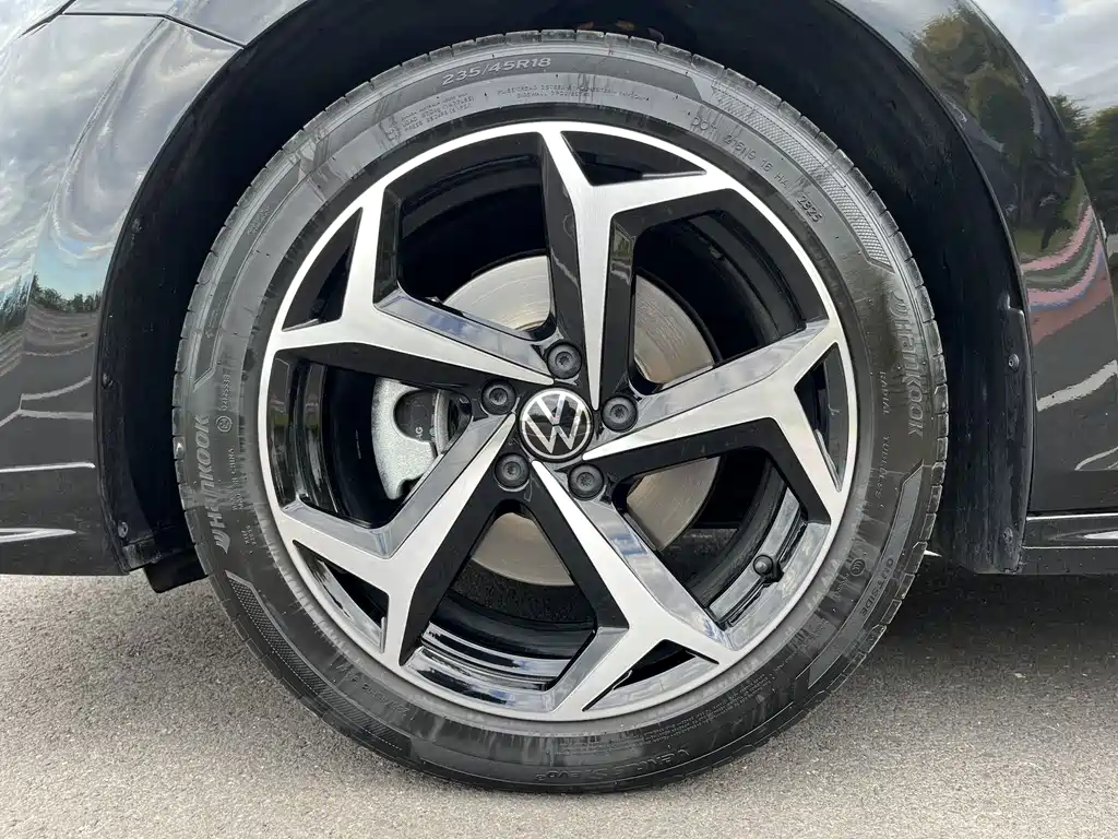Volkswagen Passat — миниатюра 8