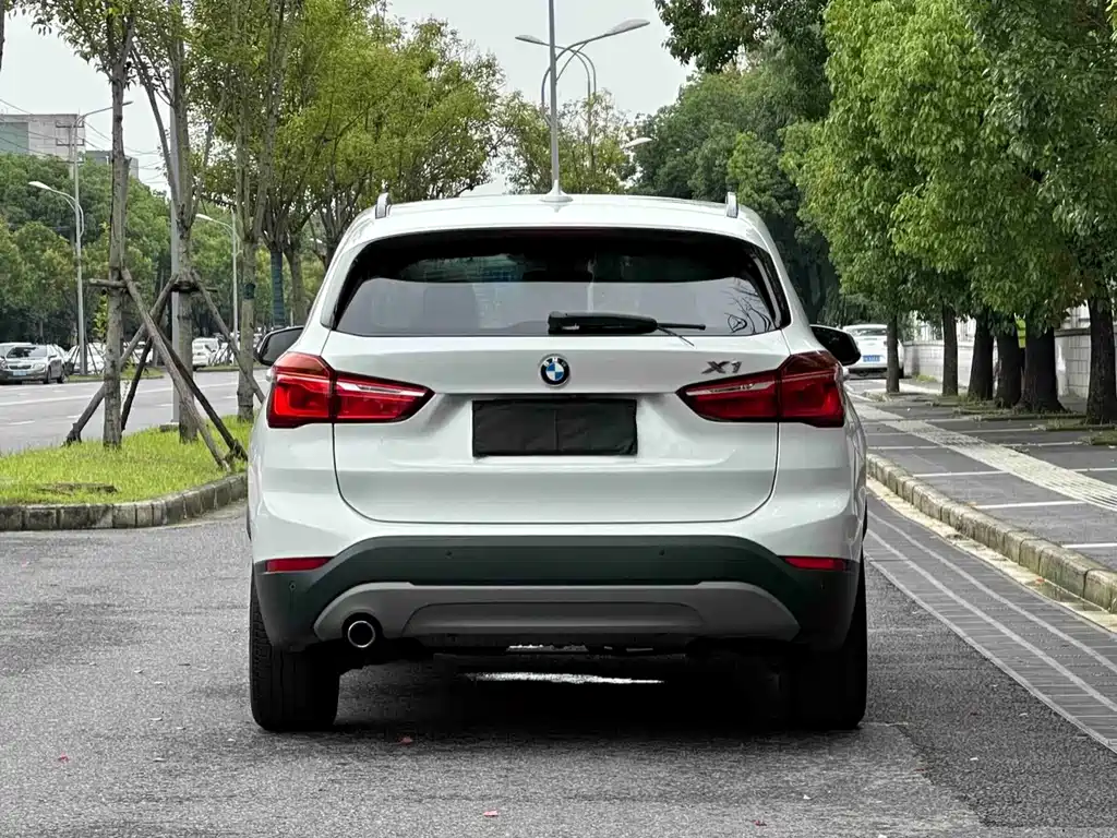 BMW X1 — миниатюра 9