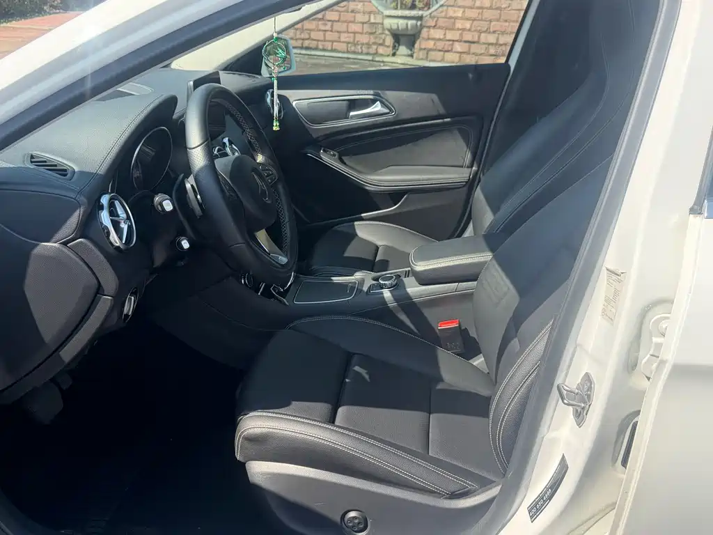 Mercedes-Benz GLA — миниатюра 7