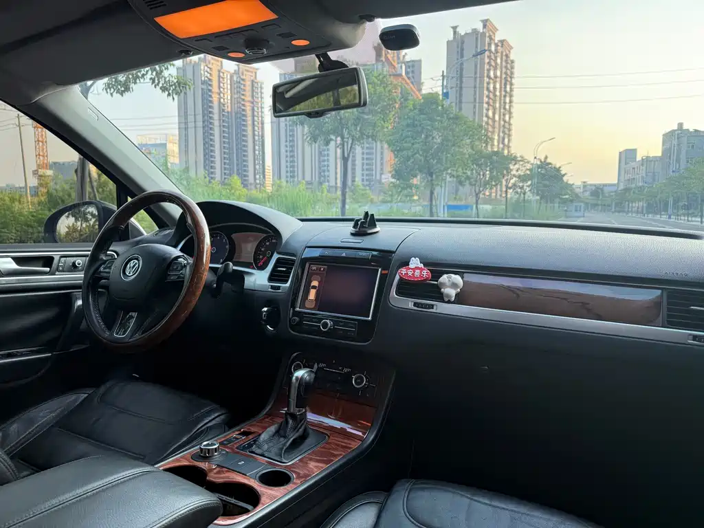 Volkswagen Touareg — миниатюра 15