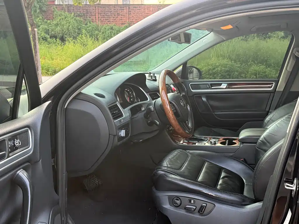 Volkswagen Touareg — миниатюра 7