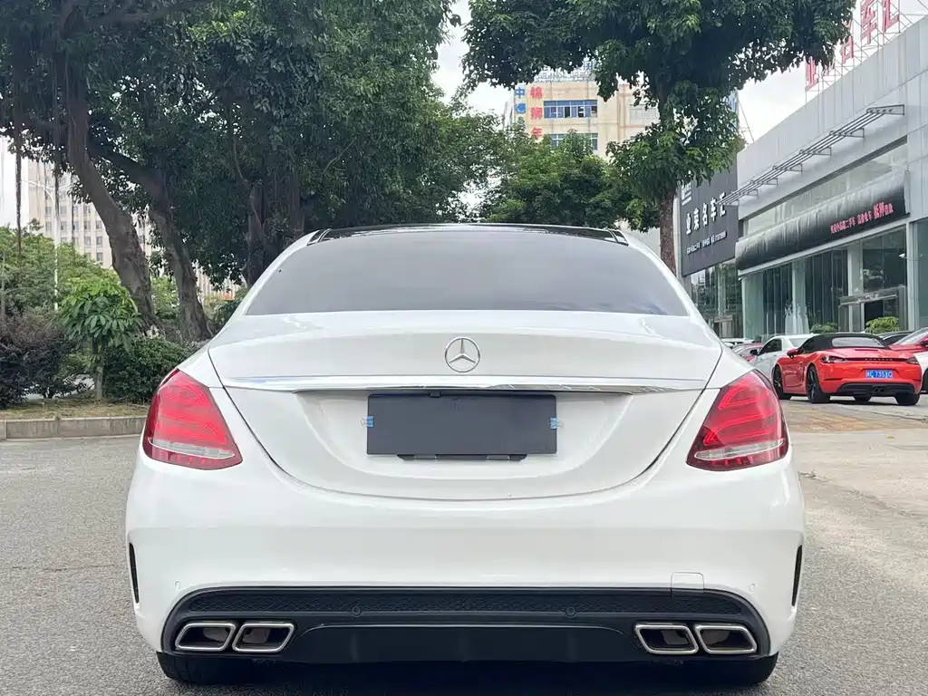Mercedes-Benz C-Class — миниатюра 8