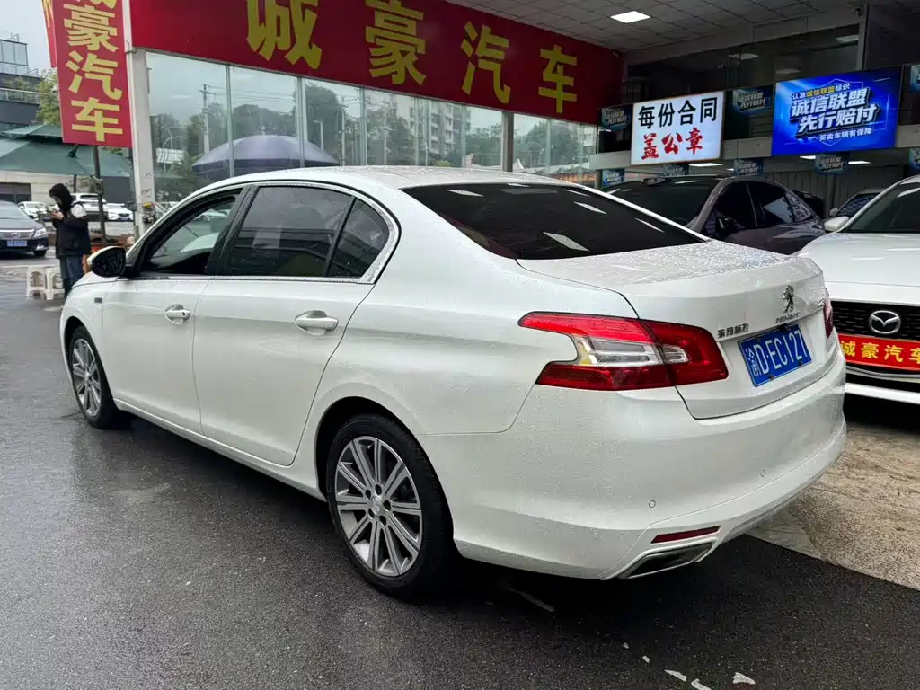 Peugeot 408 — миниатюра 8