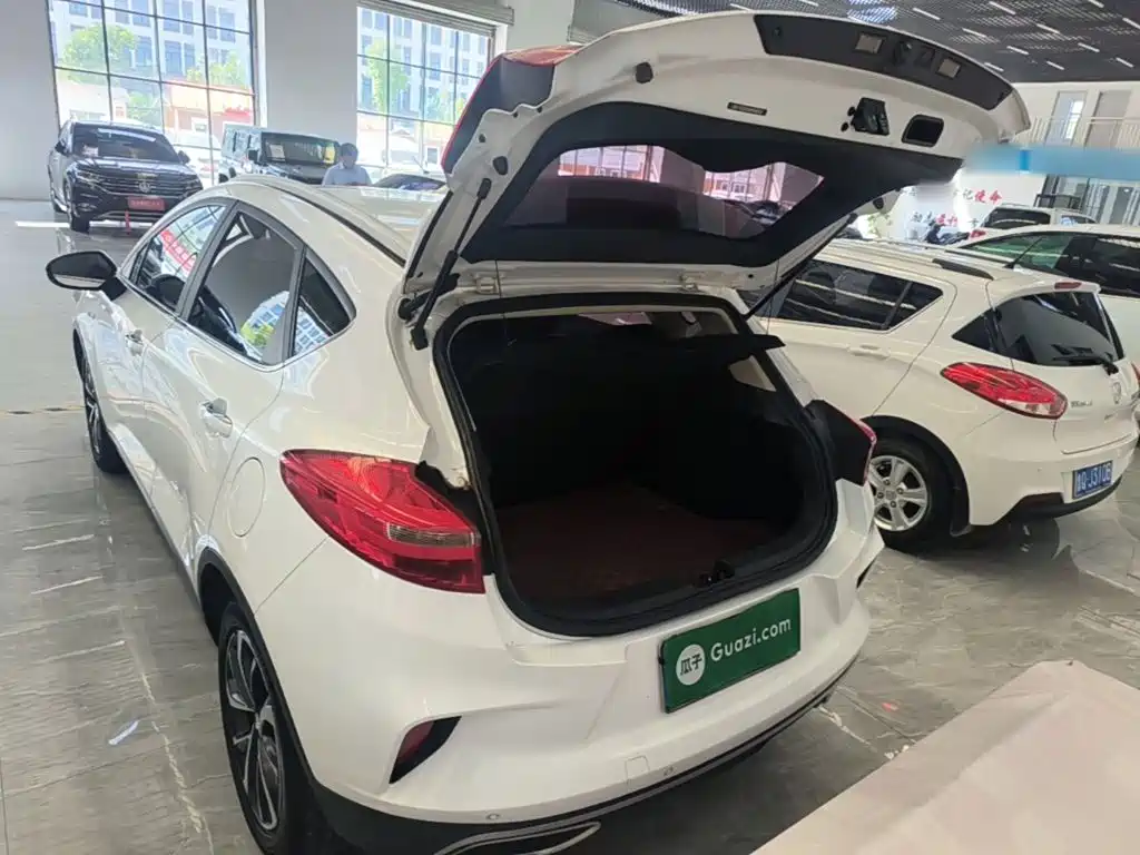 Geely Emgrand GS — миниатюра 19