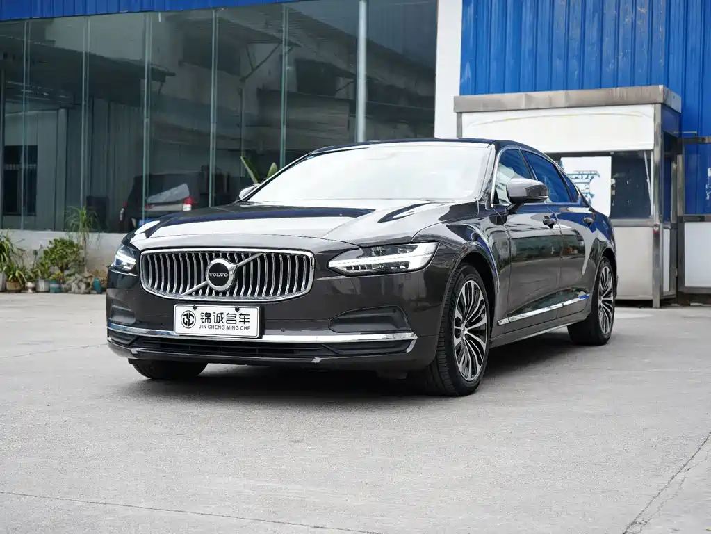 Volvo S90 2024 — фото 1
