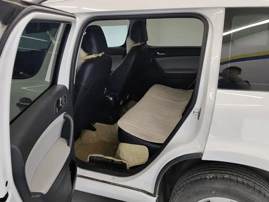 Skoda Yeti — миниатюра 11