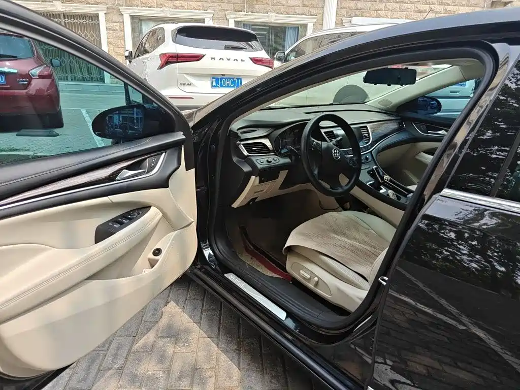 Buick LaCrosse — миниатюра 14