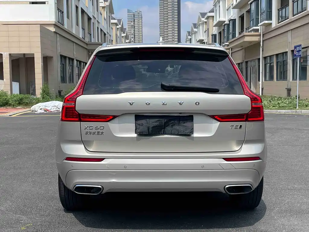 Volvo XC60 — миниатюра 5