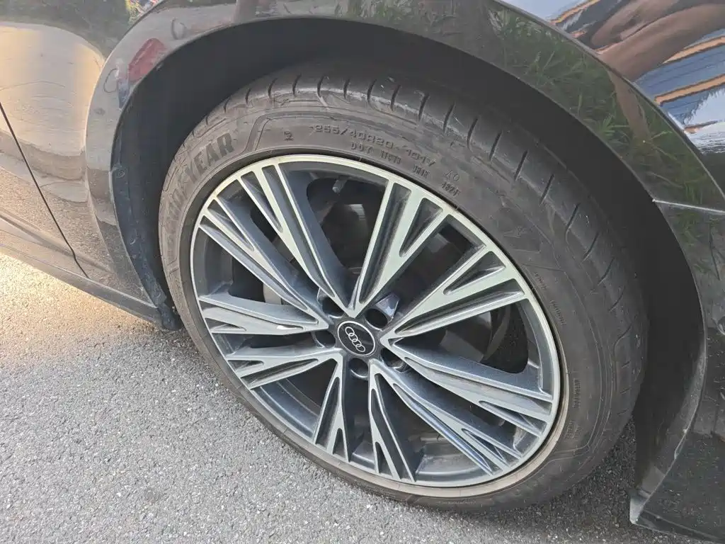 Audi A6L — миниатюра 24