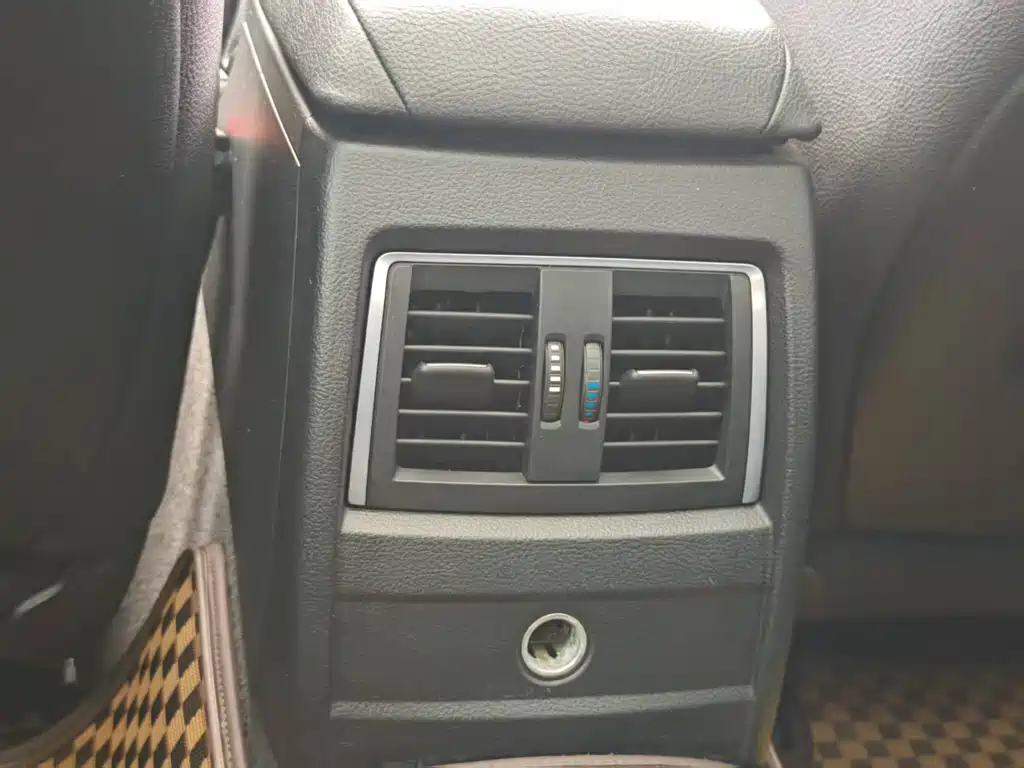 BMW 3 Series GT — миниатюра 17
