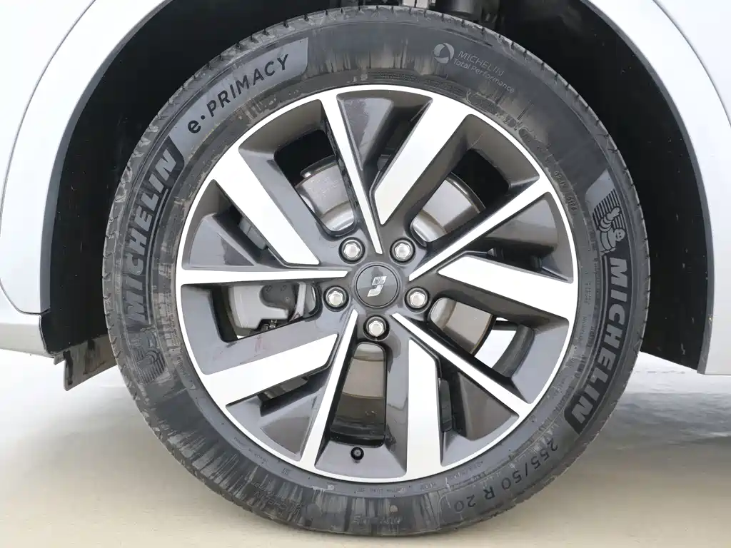 Li Auto Li L7 — миниатюра 5