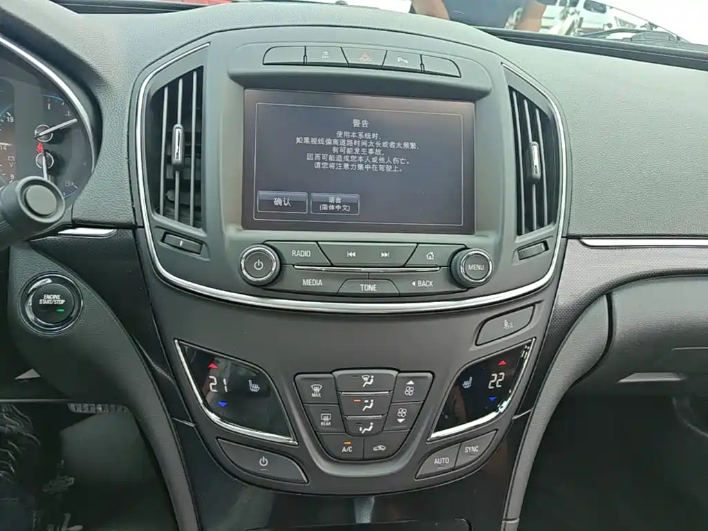 Buick Regal — миниатюра 13