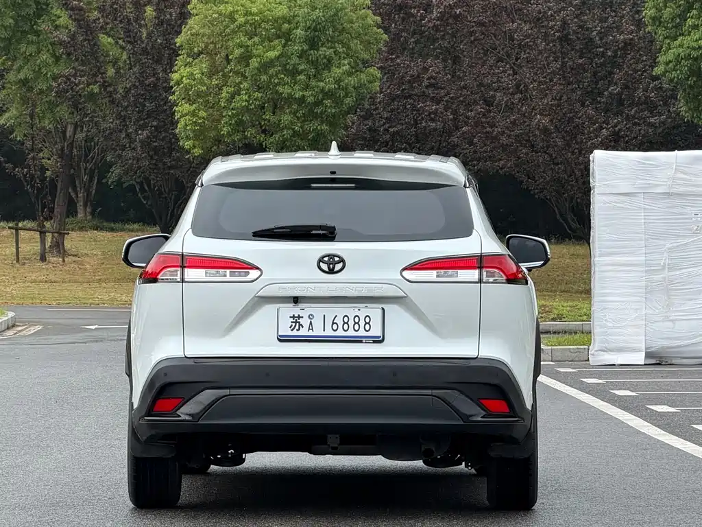 Toyota Frontlander — миниатюра 6