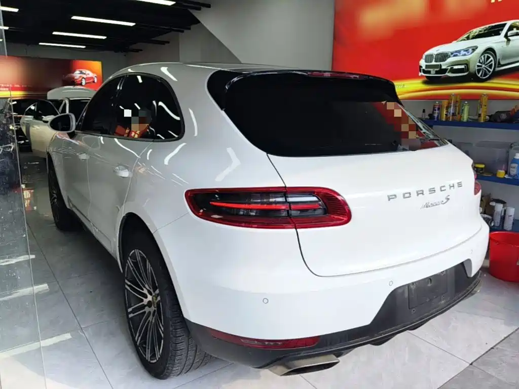 Porsche Macan — миниатюра 5
