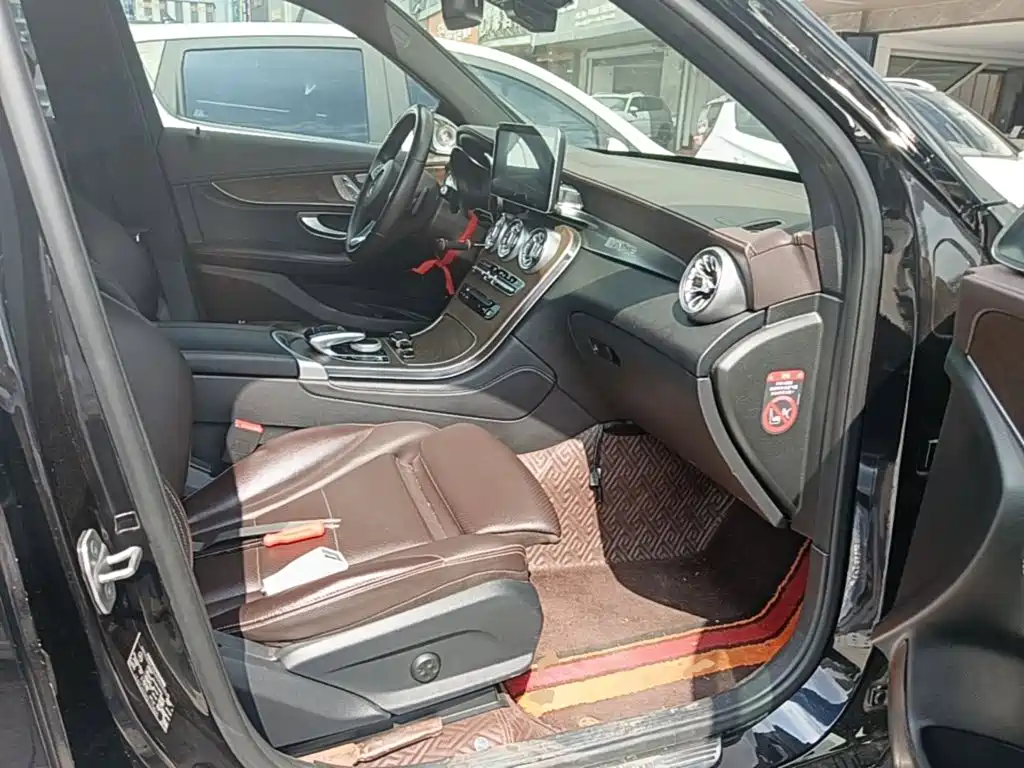 Mercedes-Benz GLC — миниатюра 25