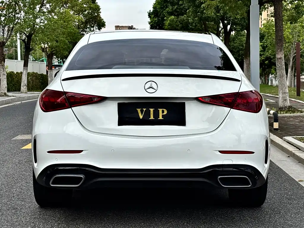 Mercedes-Benz C-Class — миниатюра 6