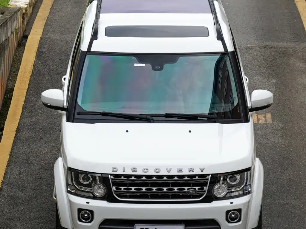 Land Rover Discovery — миниатюра 8
