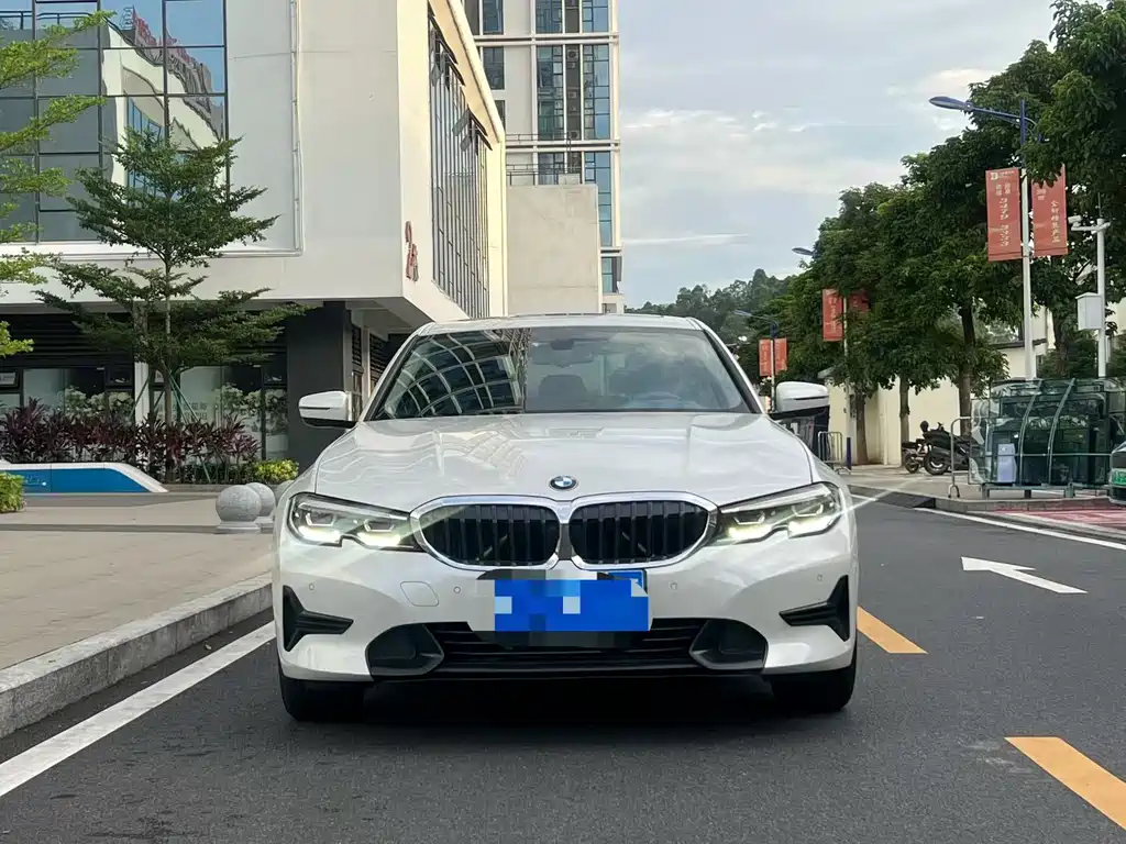 BMW 3 Series — миниатюра 2