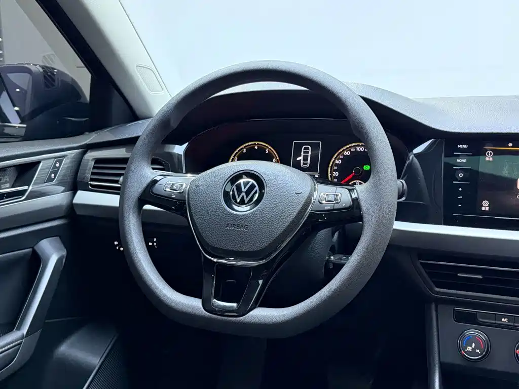 Volkswagen Lavida — миниатюра 11