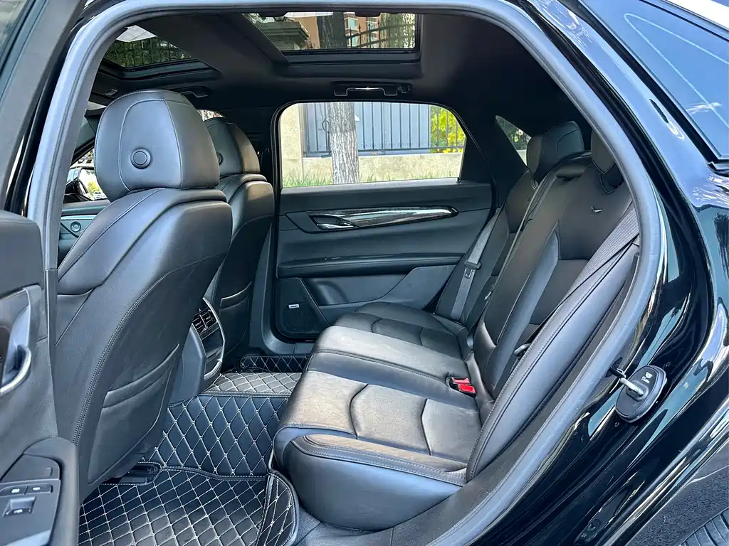 Cadillac CT6 — миниатюра 13