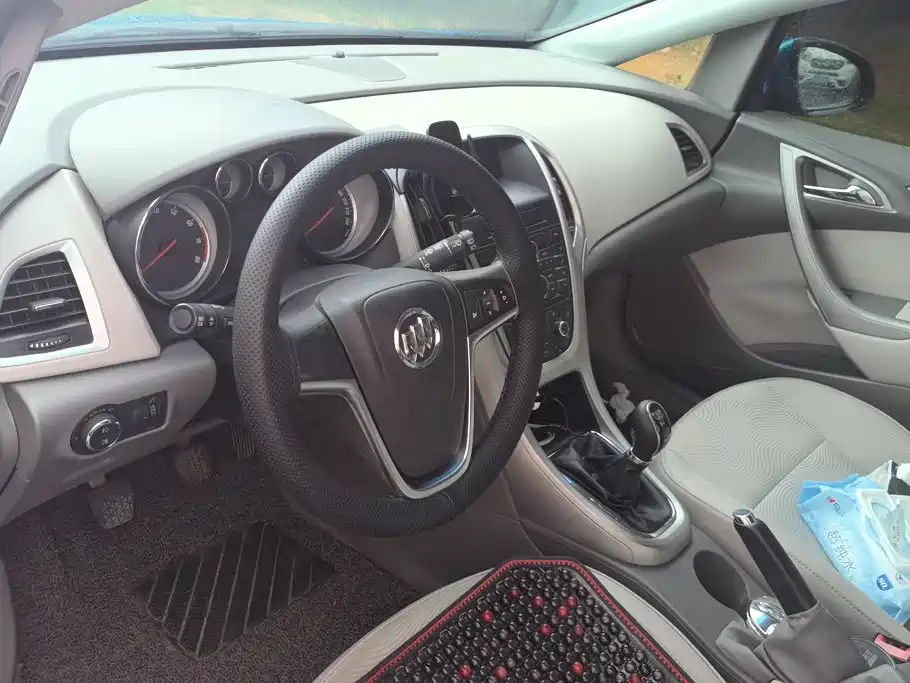 Buick Excelle — миниатюра 12
