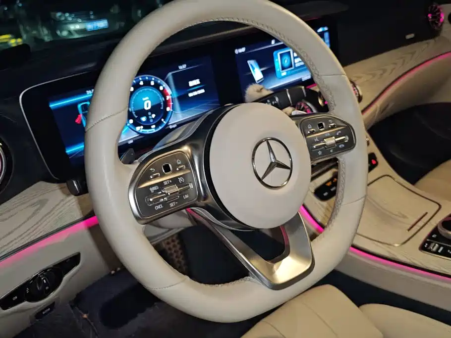 Mercedes-Benz E-Class (Import) — миниатюра 15