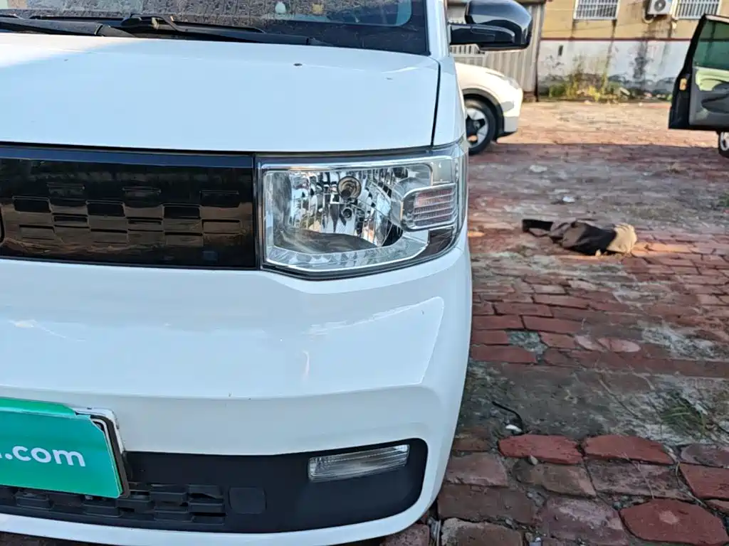 Wuling MINIEV — миниатюра 24
