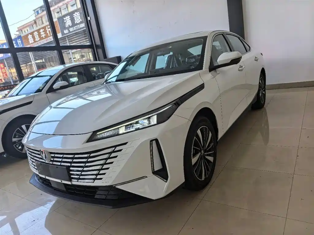Changan 逸动PHEV 2026