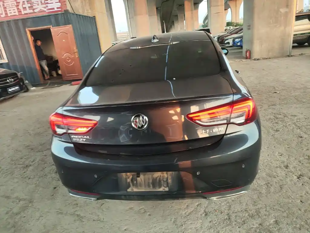 Buick Regal — миниатюра 6