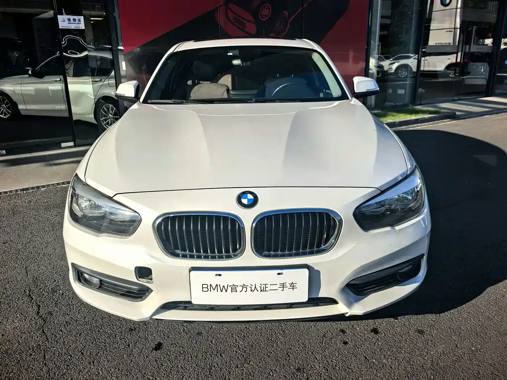 BMW 1 Series (Import) — миниатюра 2