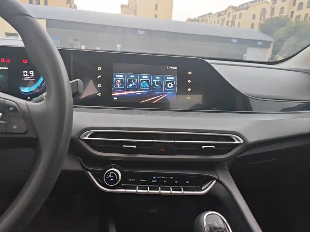 Changan Eado — миниатюра 13