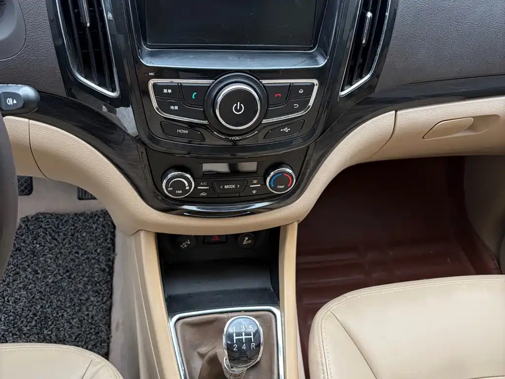 Baojun 730 — миниатюра 18