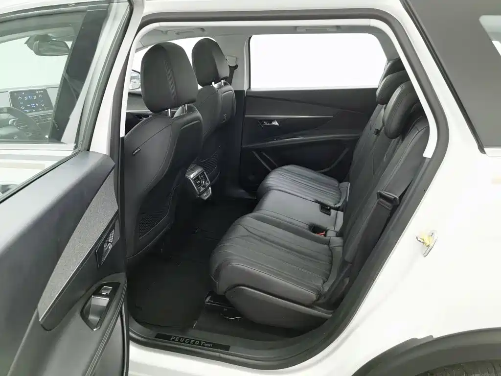 Peugeot 5008 — миниатюра 15