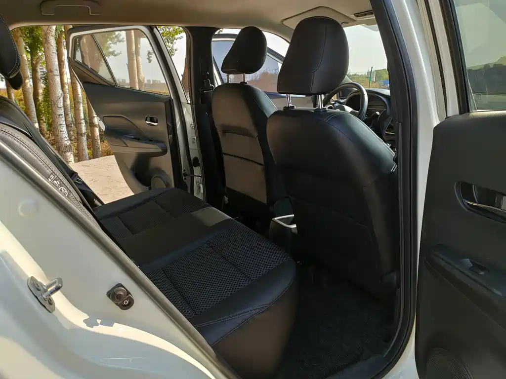 Nissan Kicks — миниатюра 14