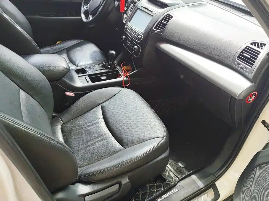 Kia Sorento — миниатюра 8