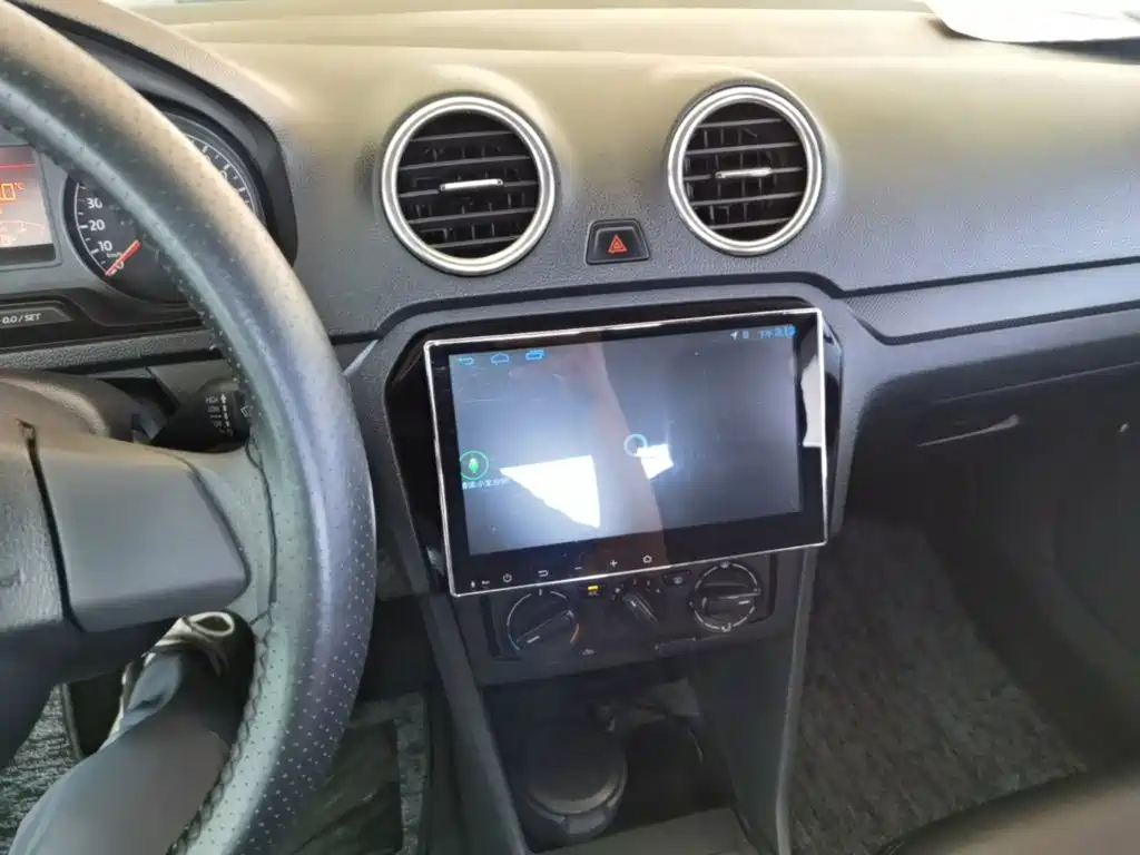 Volkswagen Jetta — миниатюра 13