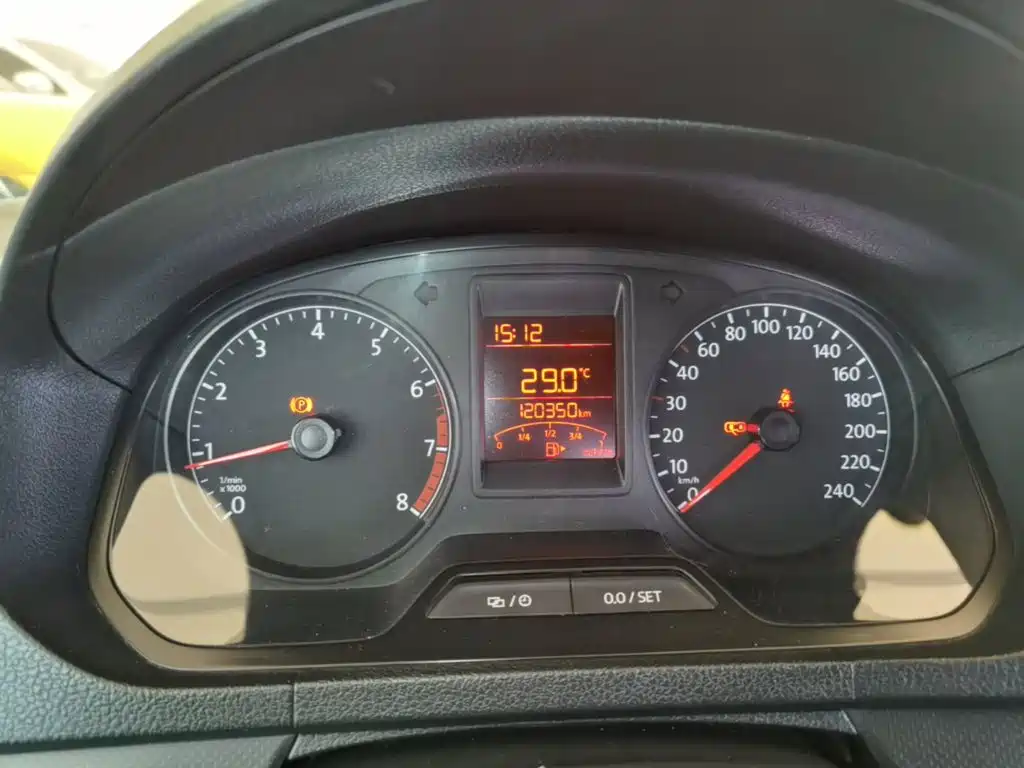 Volkswagen Jetta — миниатюра 12