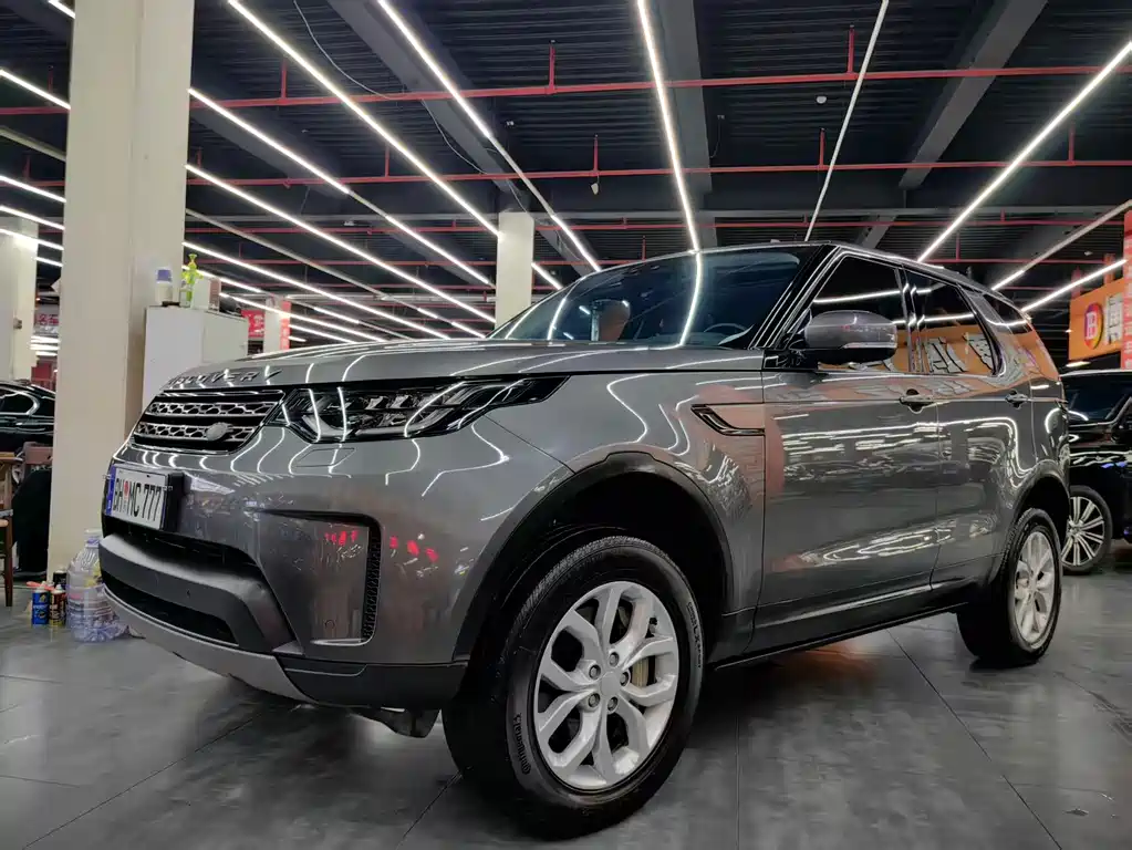 Land Rover Discovery 2018