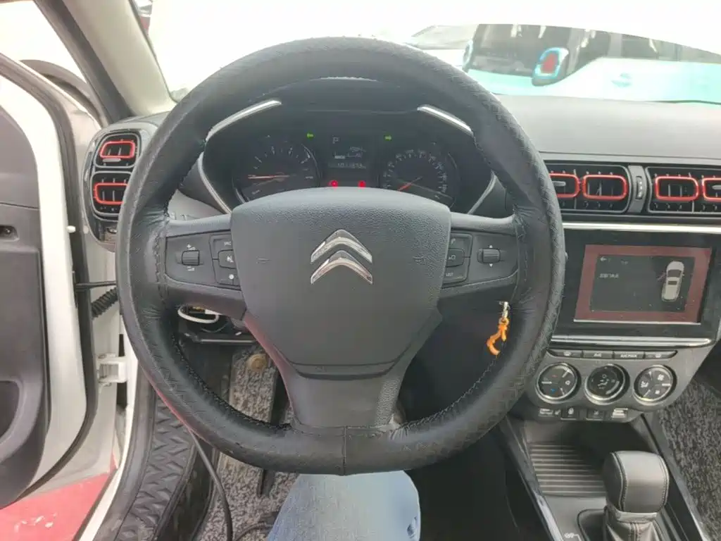 Citroen C3-XR — миниатюра 11