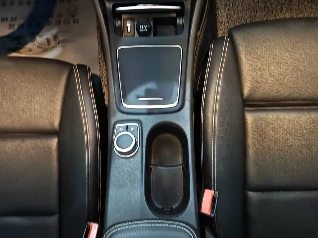 Mercedes-Benz GLA — миниатюра 7