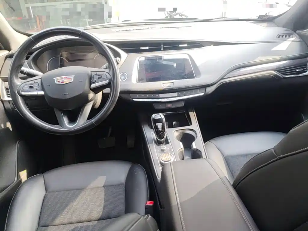 Cadillac XT4 — миниатюра 10