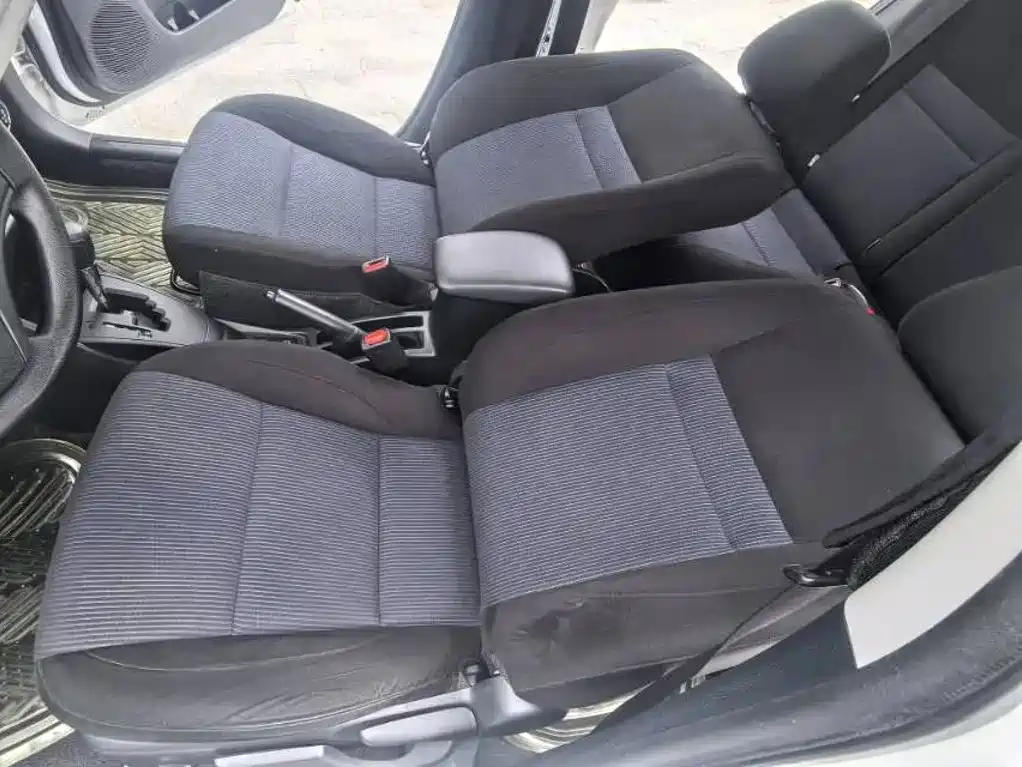 Toyota Yaris L — миниатюра 9