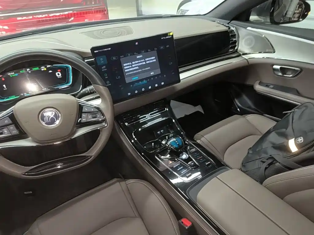 BYD Han — миниатюра 14