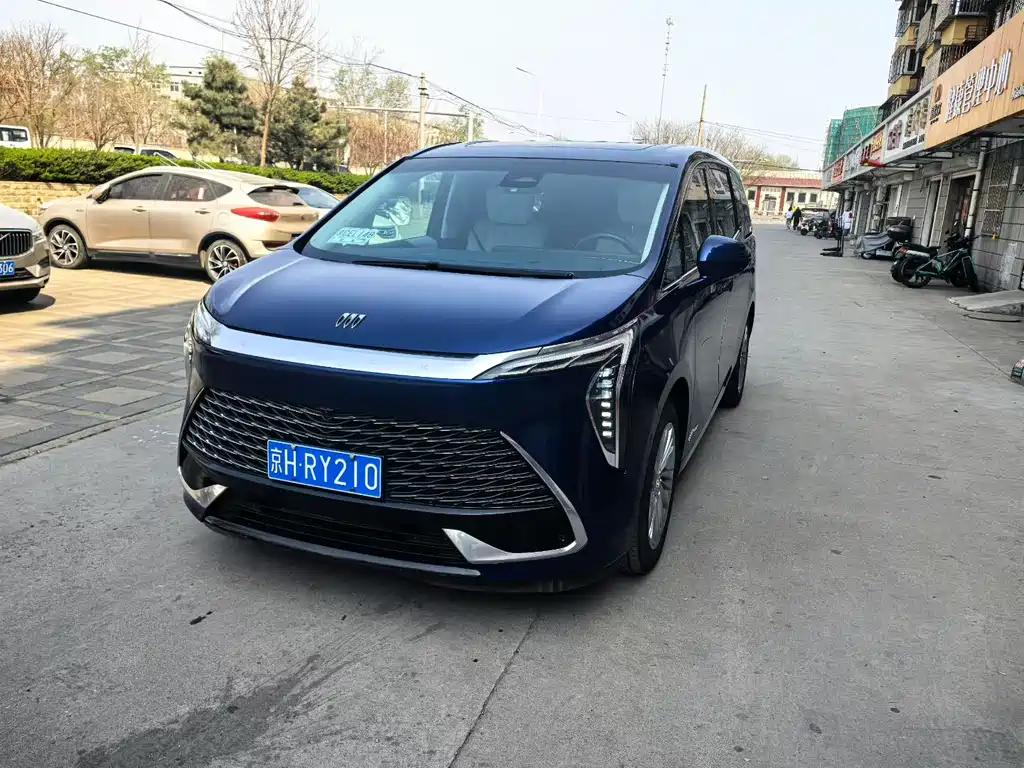 Buick Century 2023 2.0T мест