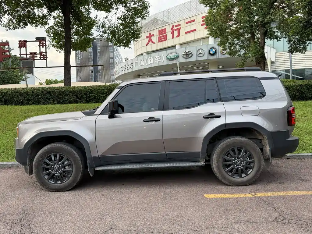 Toyota Land Cruiser Prado 2024 2.4T BX 5 мест
