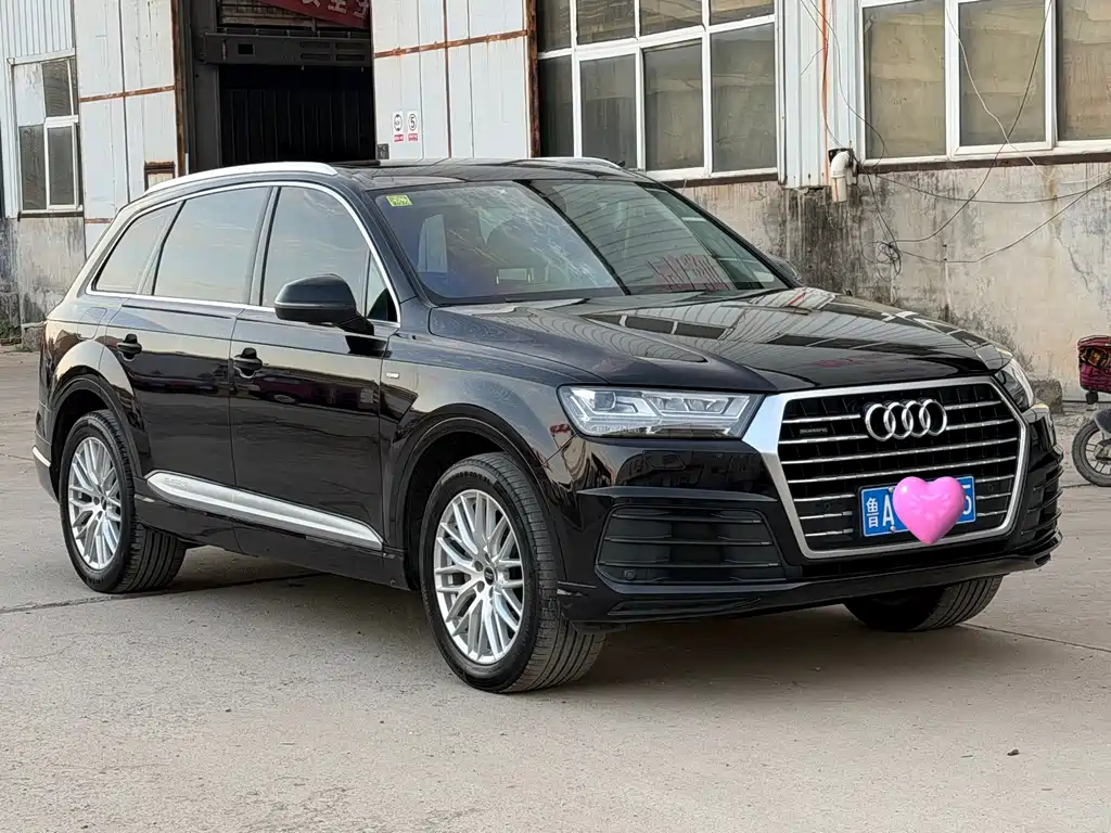 Audi Q7 — миниатюра 3