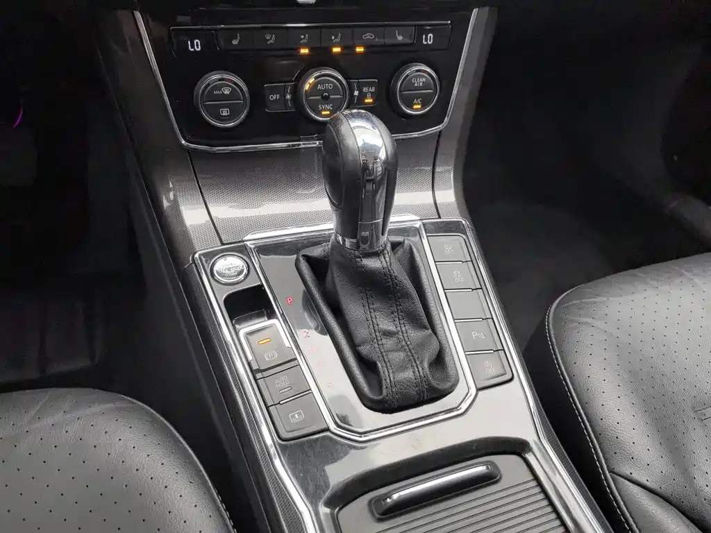 Volkswagen Passat — миниатюра 13