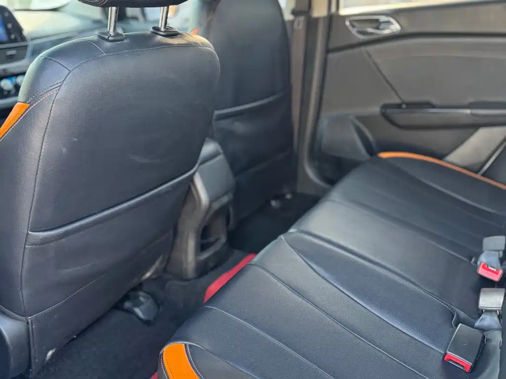 Baojun 310 — миниатюра 5