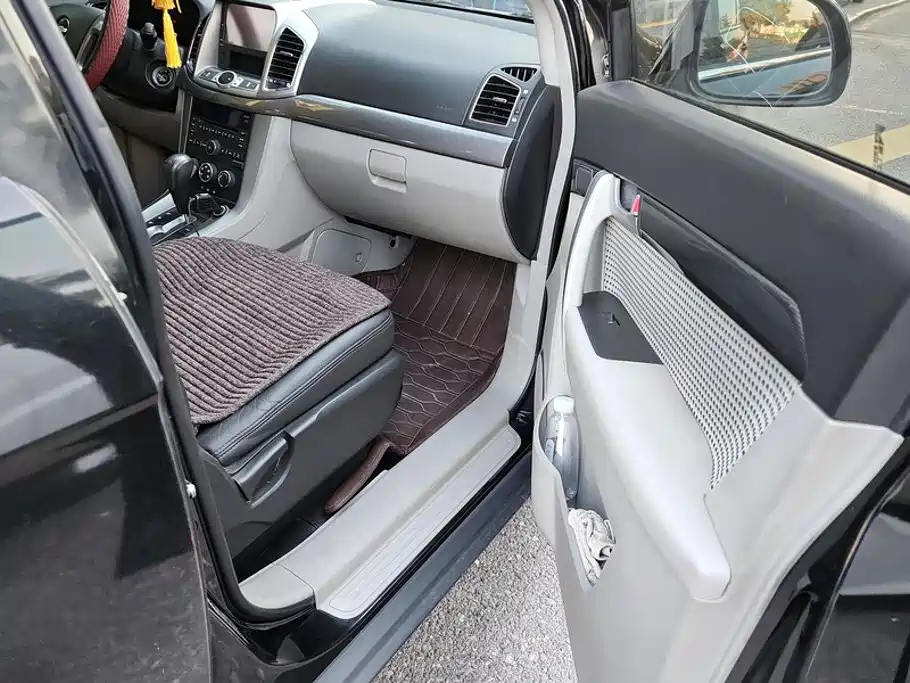 Chevrolet Captiva — миниатюра 8