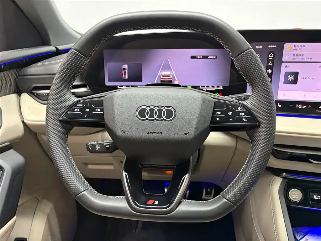 Audi Q5L — миниатюра 13